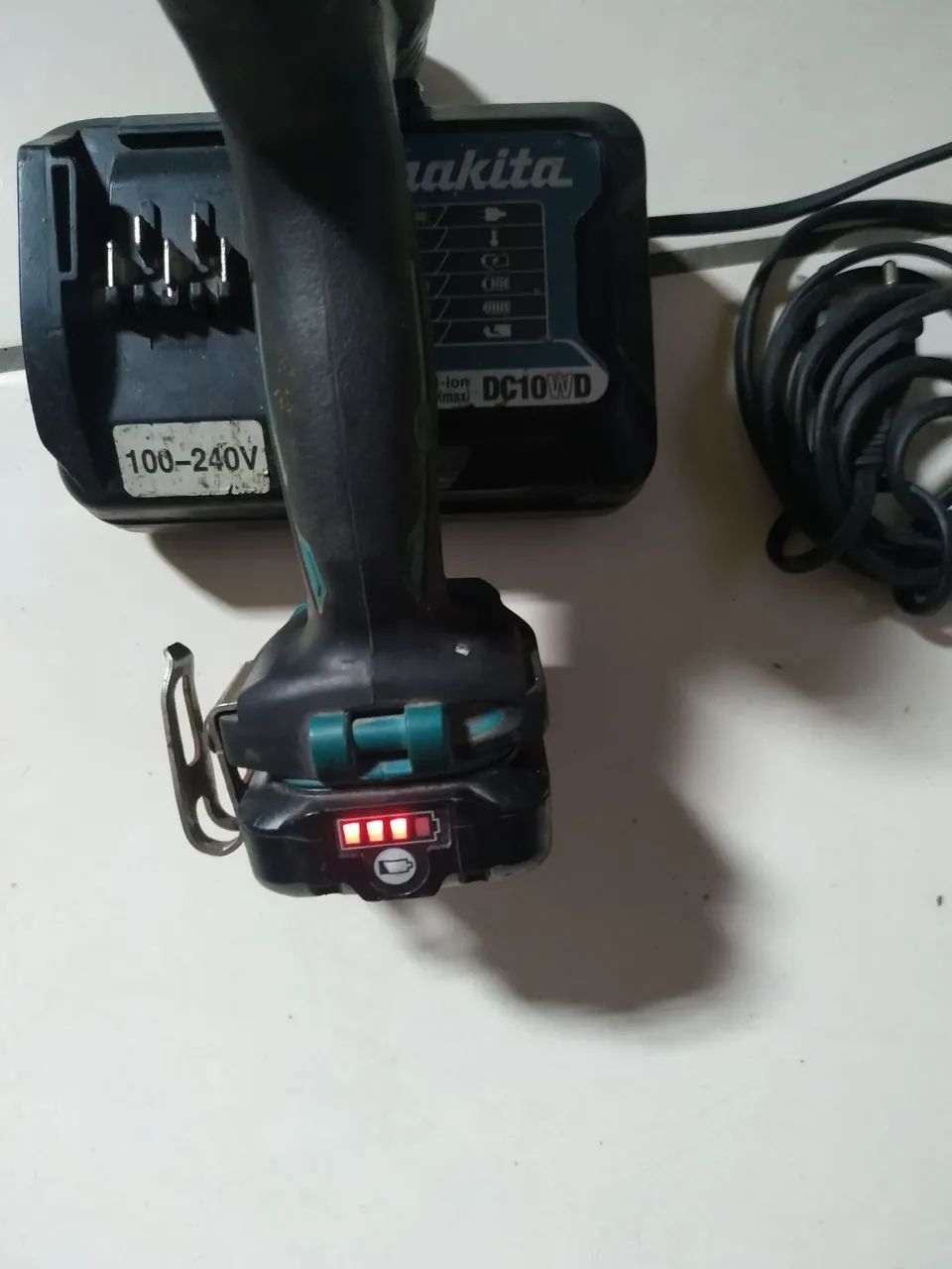 Parafusadeira/furadeira Makita Hp 333D