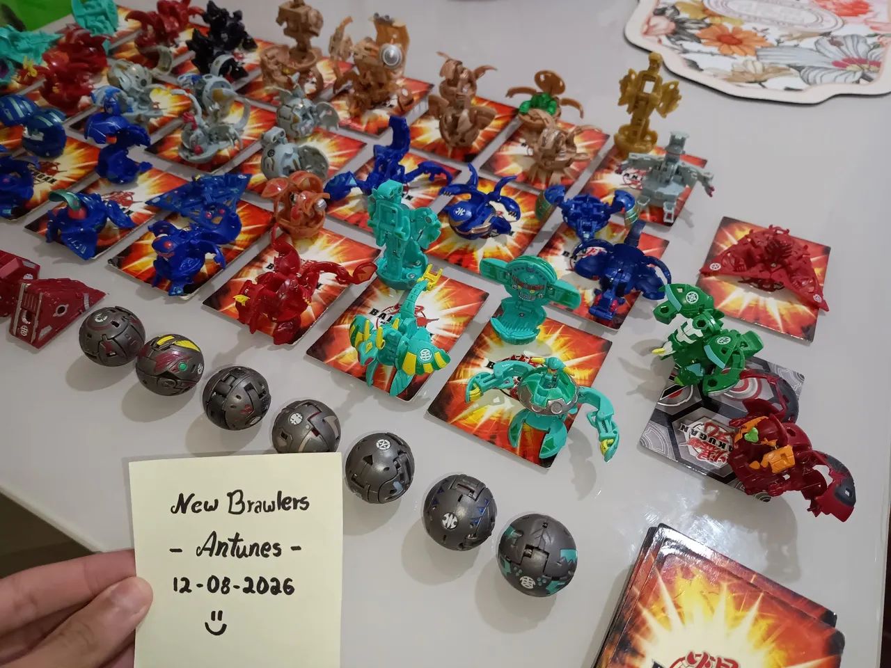 LOTE BAKUGAN - EXCELENTE ESTADO - CONSULTE A DISPONIBILIDADE  - Foto 2