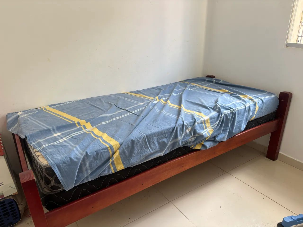 Cama