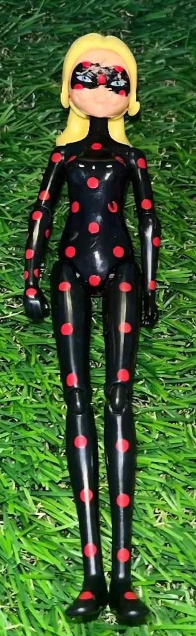 Boneca Antibug Miraculous - Foto 2