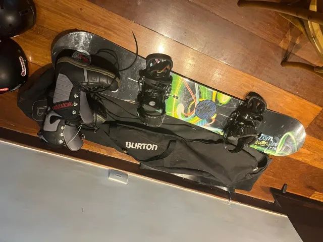 Snowboard Custom Burton + botas + capa
