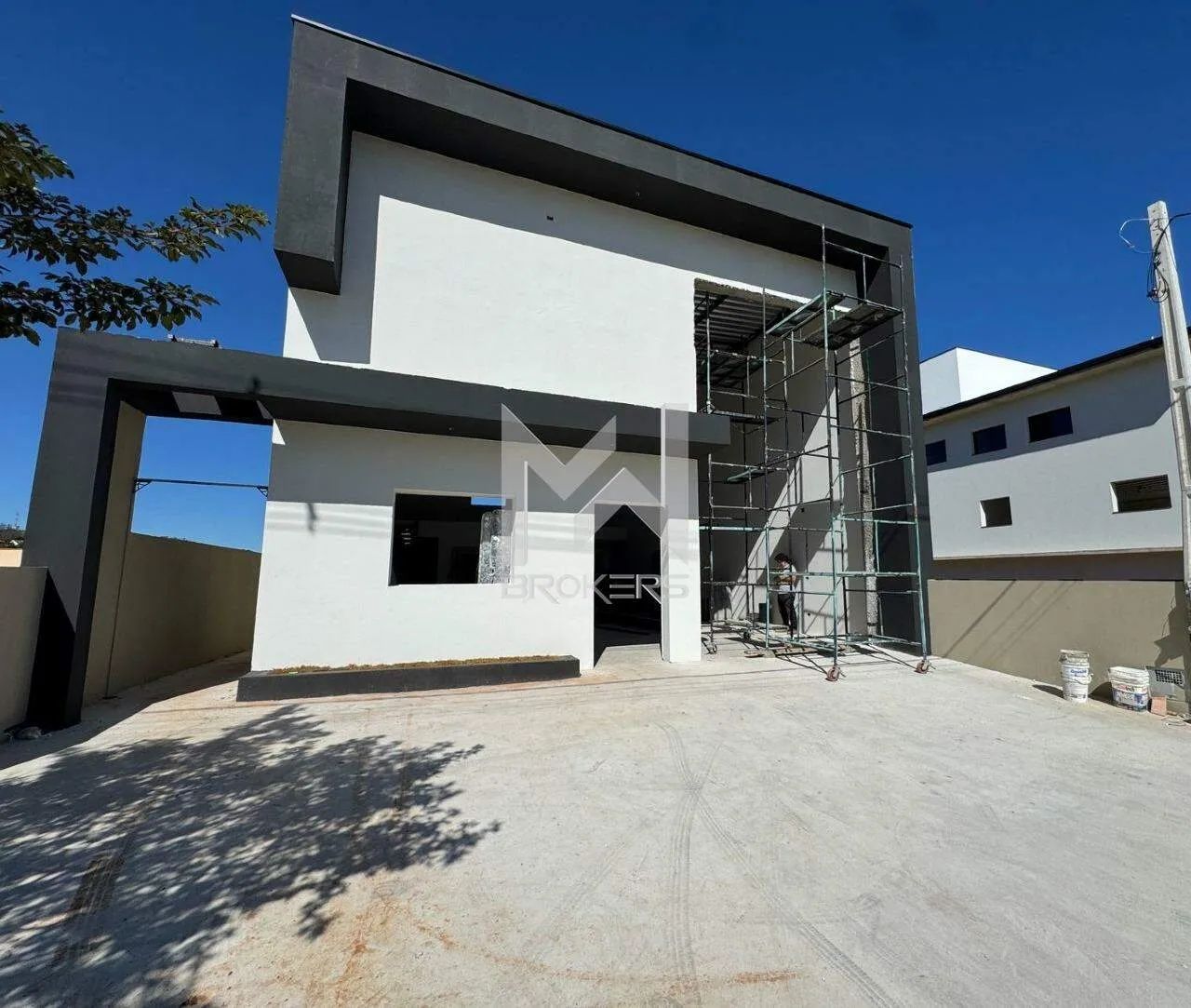 Galpão industrial à venda na Vila Savian - Vinhedo/SP.
