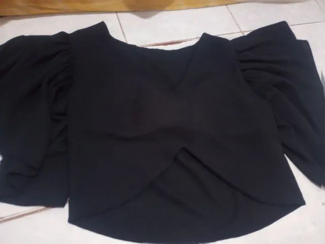 Vestido vermelho e roupas variadas desapegos  - Foto 4
