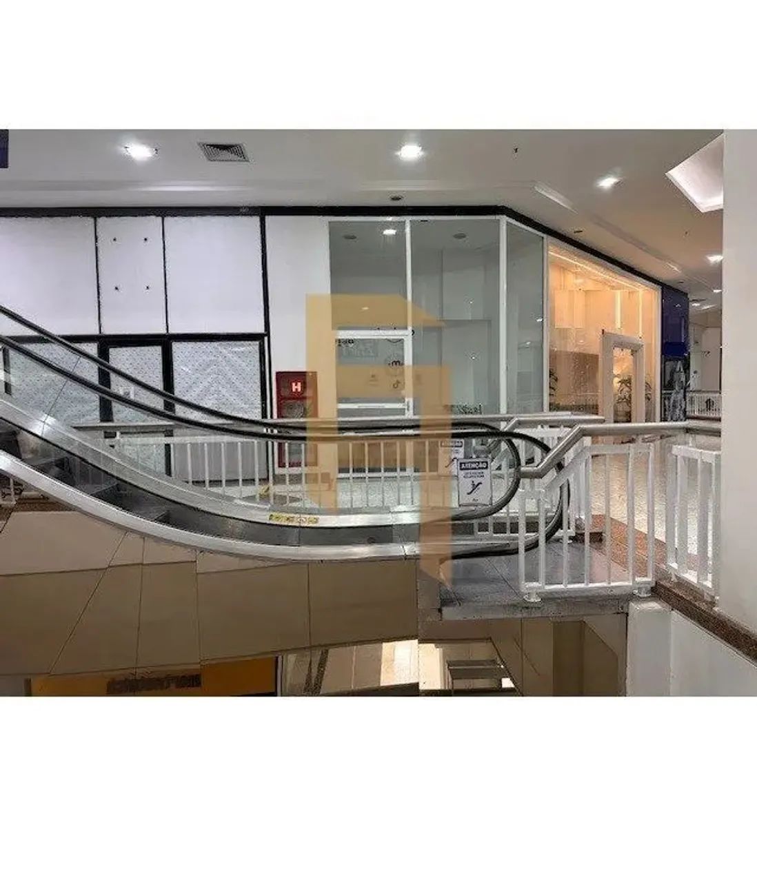 Ótima loja no Shopping Avenida - Foto 3