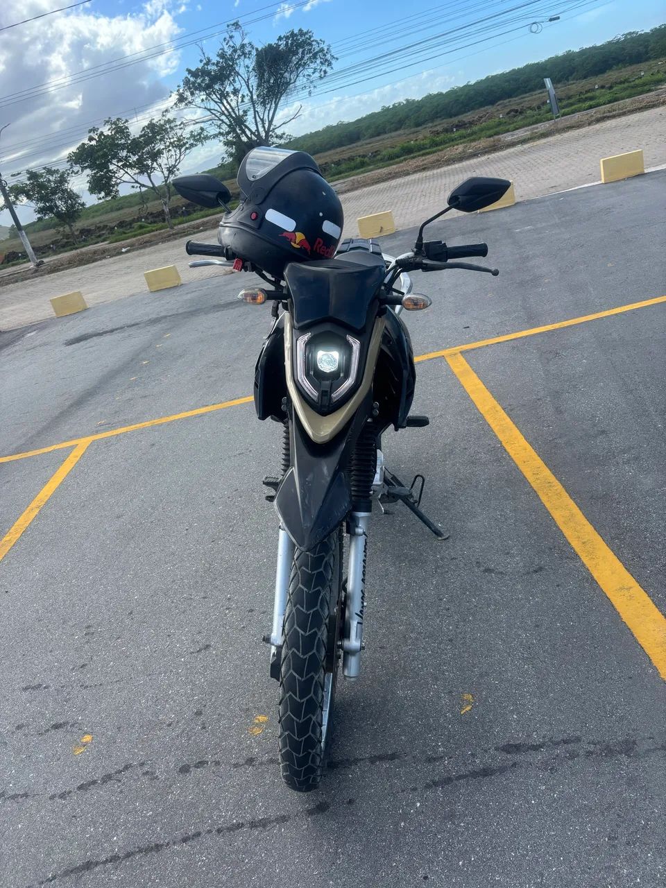 Vendo Yamara crosser