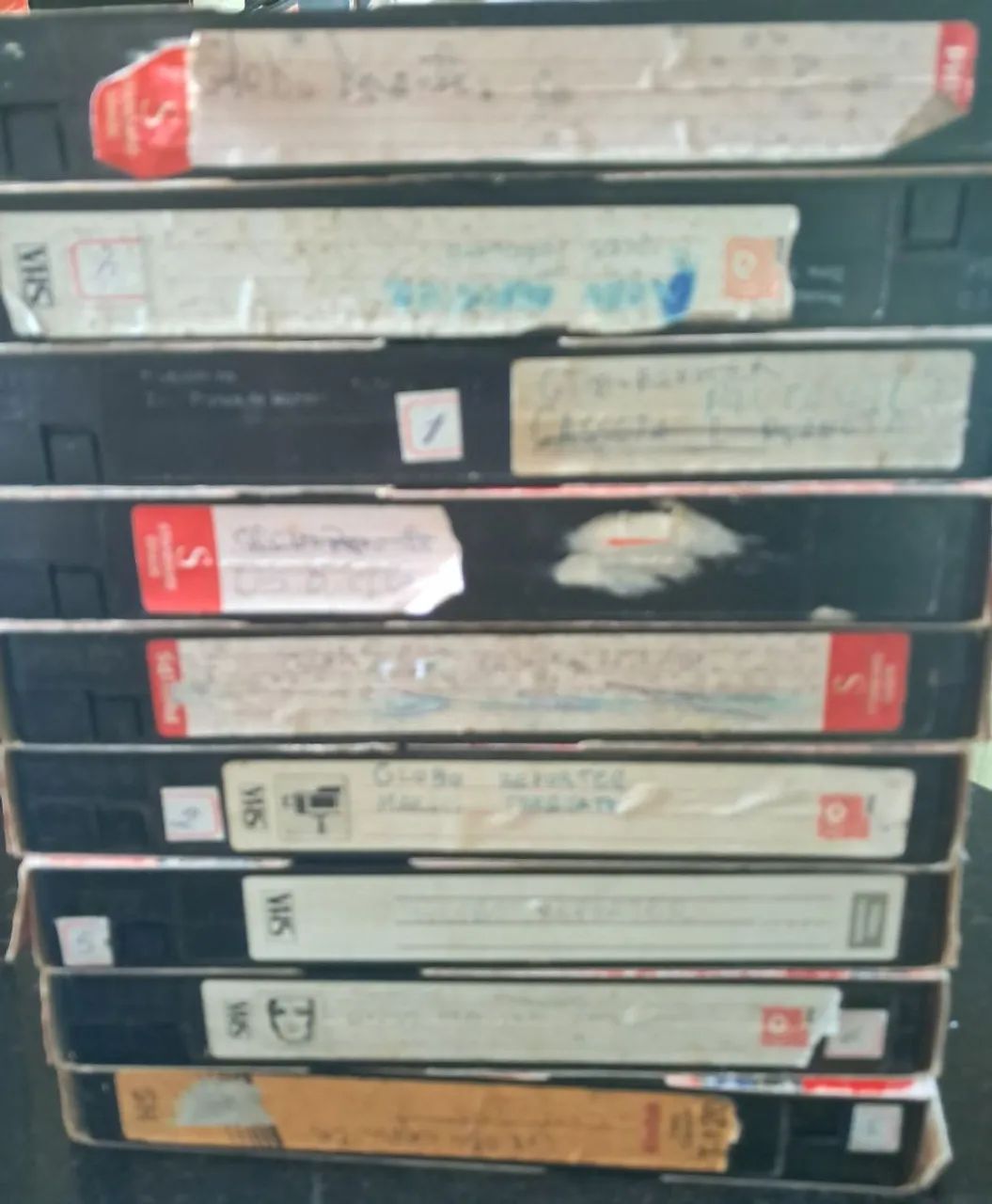 9 fitas VHS antigas (com programação do globo repórter).439274861065687041