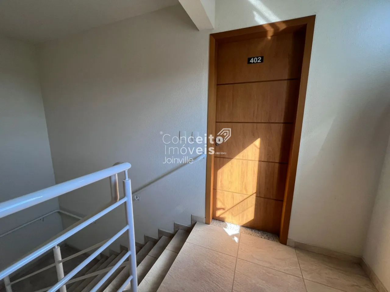 Apartamento Semi-Mobiliado com Sacada e Churrasqueira - Foto 5