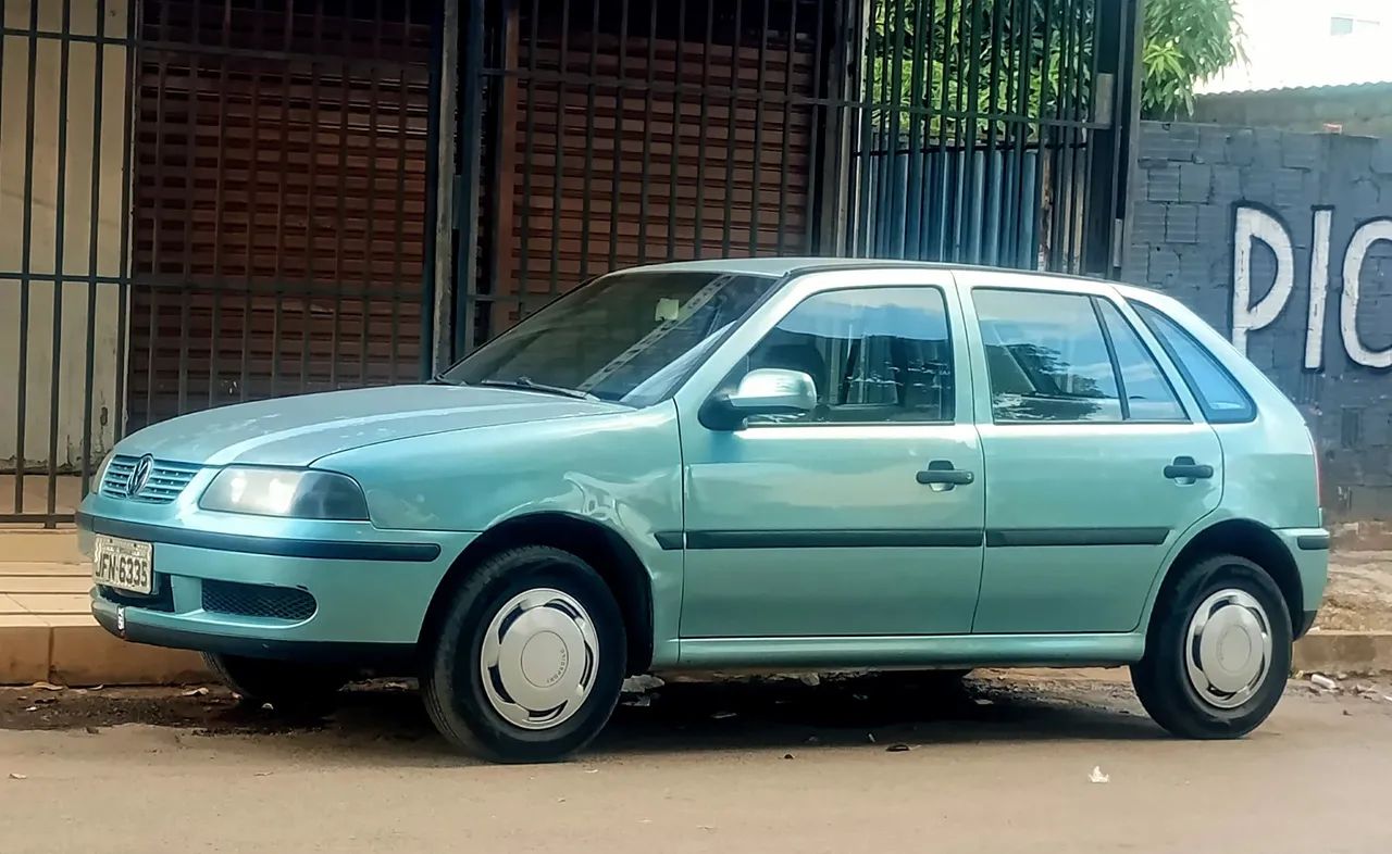 Volkswagen Gol 1.0 Plus 16V 4P 2000