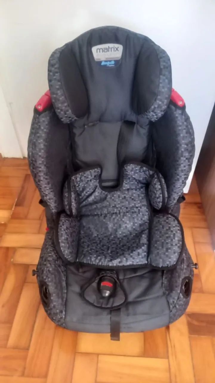 Cadeirinha de seguranca matrix