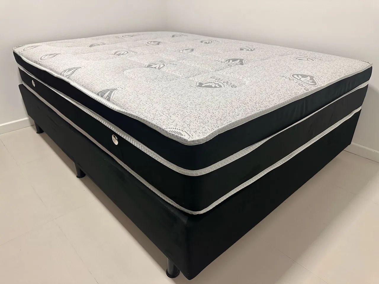 Cama casal NOVO 1.38x1.88 entrego  - Foto 4