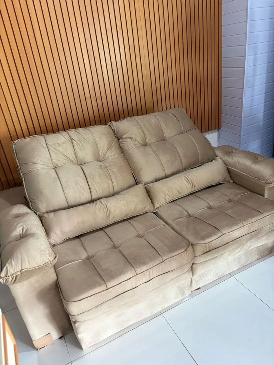 Sofá retrátil e reclinável 2,00 mts espuma d33 conforto e qualidade  - Foto 4
