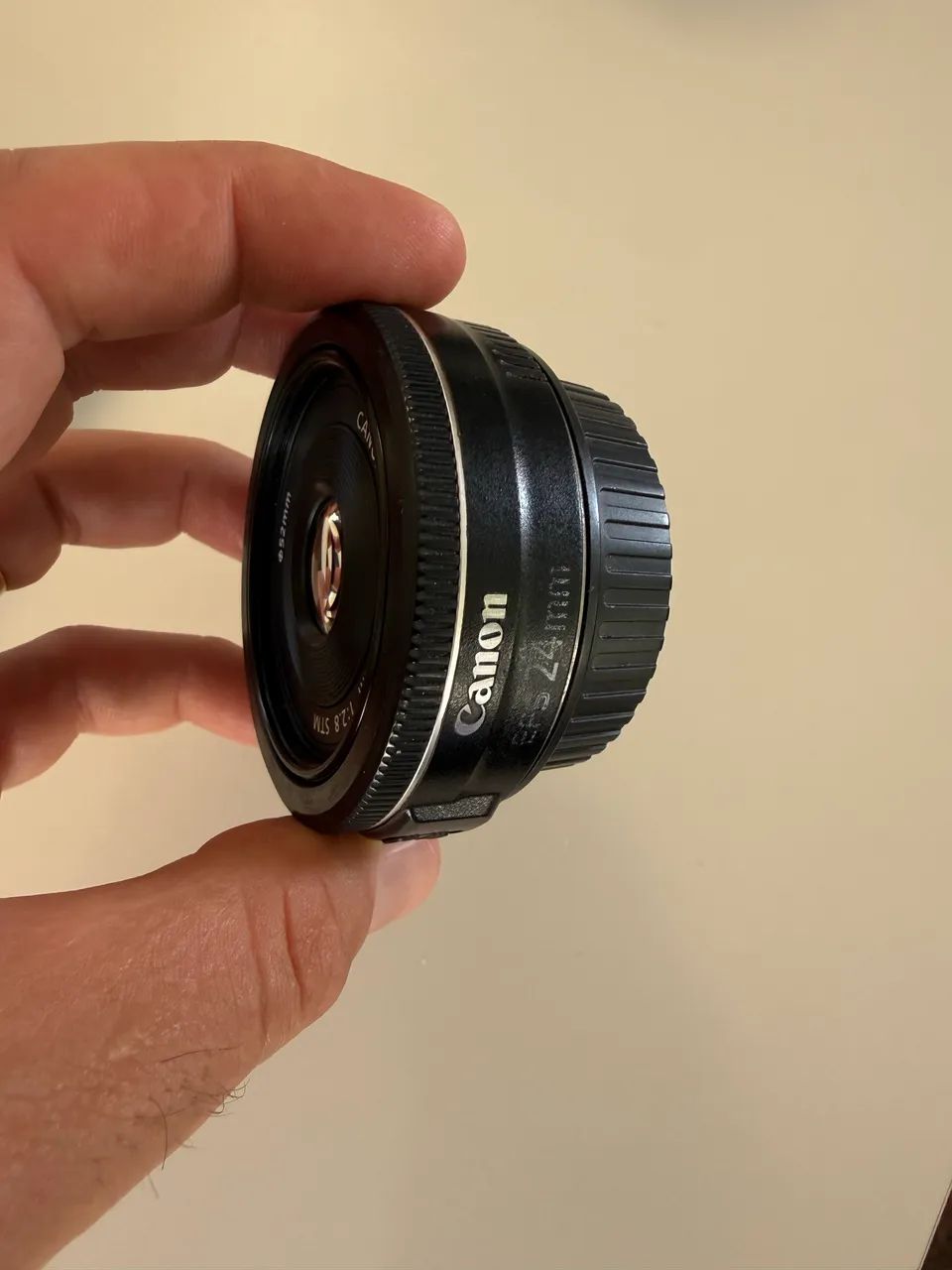 Lente Canon 24mm EF-S - Excelente estado! - Foto 4
