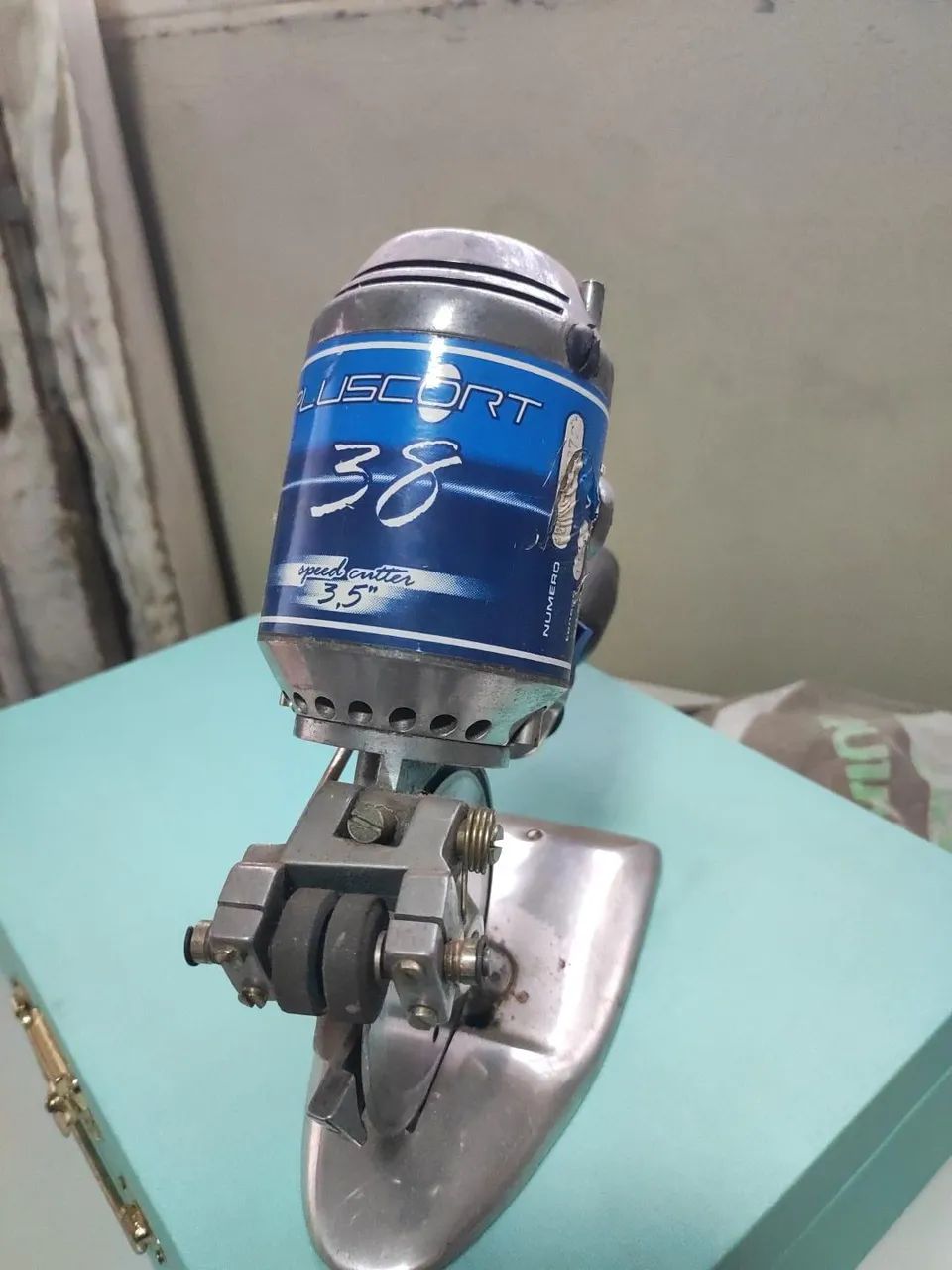 Máquina de Corte Circular para Tecido Liscort 3,5" - Excelente Estado - Foto 3