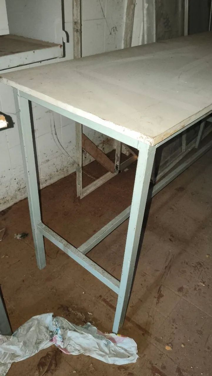 Mesa bancada 45cm x 1,45m - Foto 2