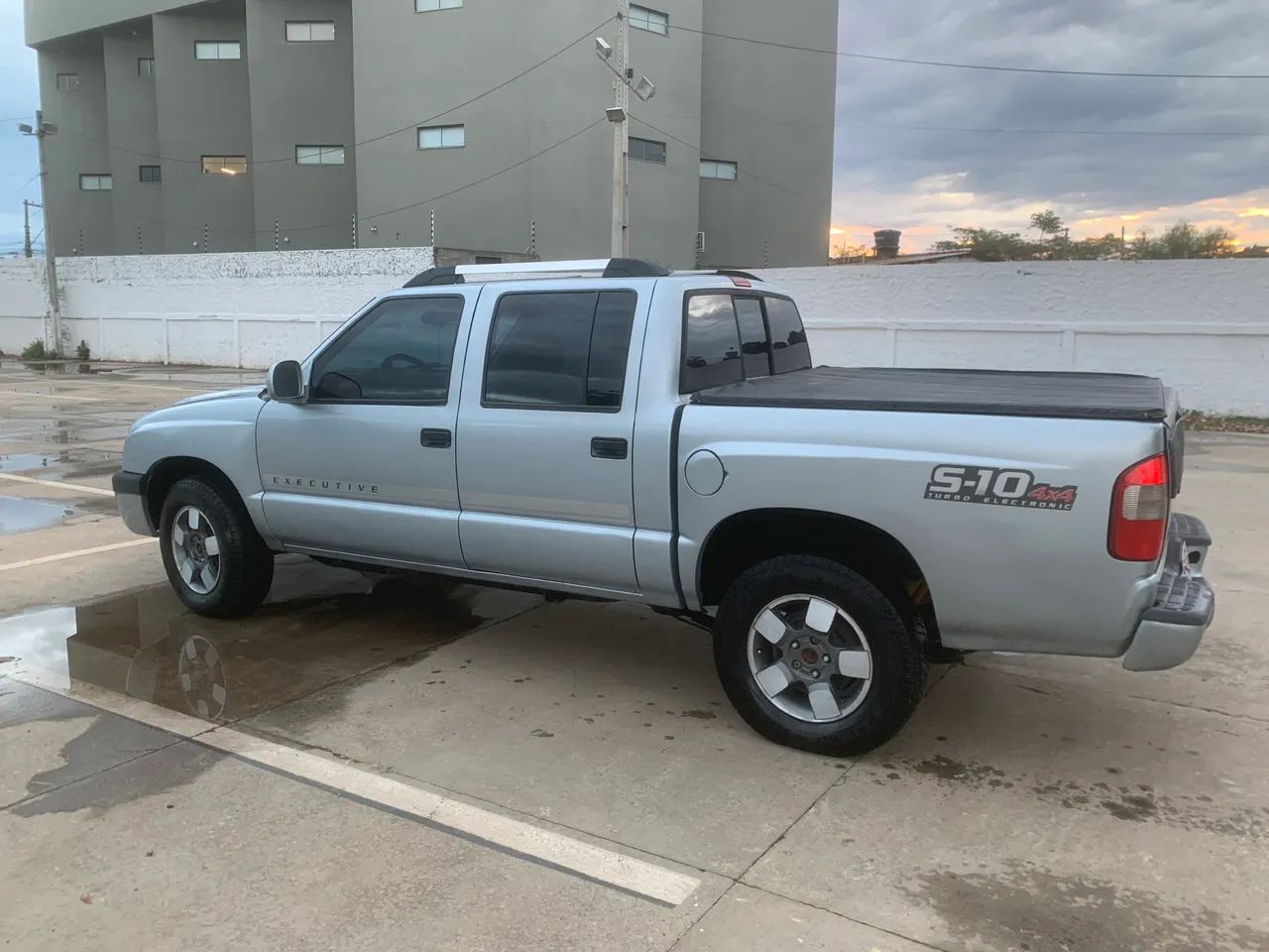 Chevrolet S10 S10 Pick-Up Exec. 2.8 4x4 CD TB Int.Dies 2004