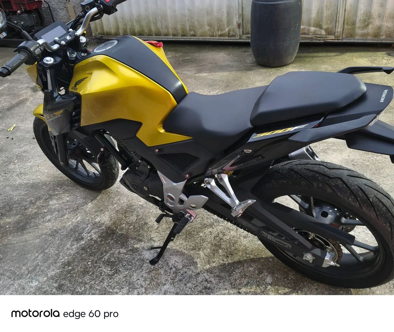 Cb 300 24 - Foto 2