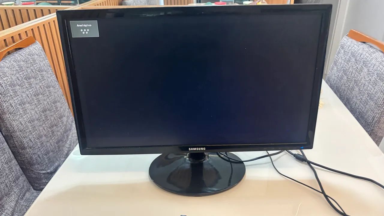 Vendo Monitor Samsung 24 polegadas 