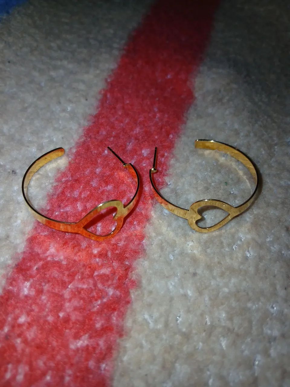 Brinco de coração 22 reais - Foto 2