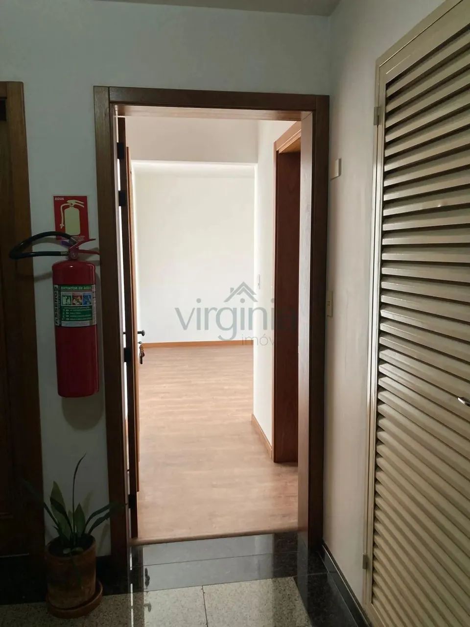 Apartamento Semi-mobiliado no Bairro Vila Rosa - Edificio Solar da Visconde - NH - Foto 5