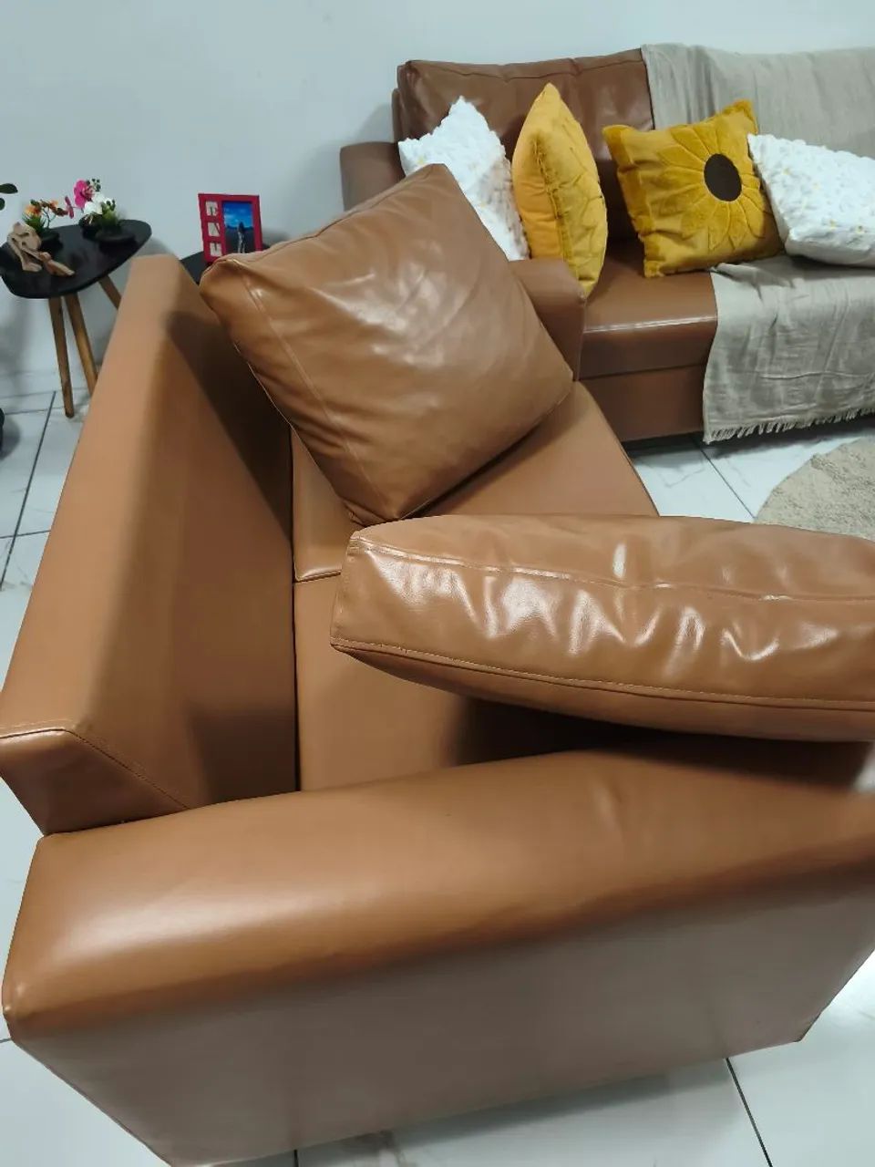 Vendo sofá 2 lugares - Foto 5