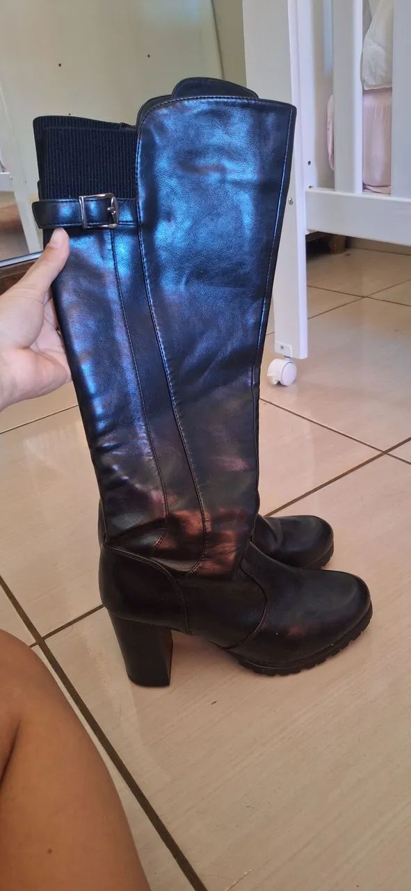 Bota cano longo preta - Foto 3