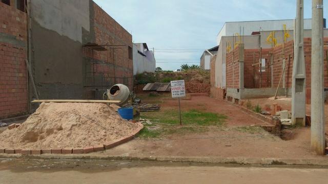 Terreno em Cosmópolis-SP, já com alicerce do muro (TE0027)