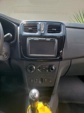 Sandero Stepway modelo 2016 - Foto 2
