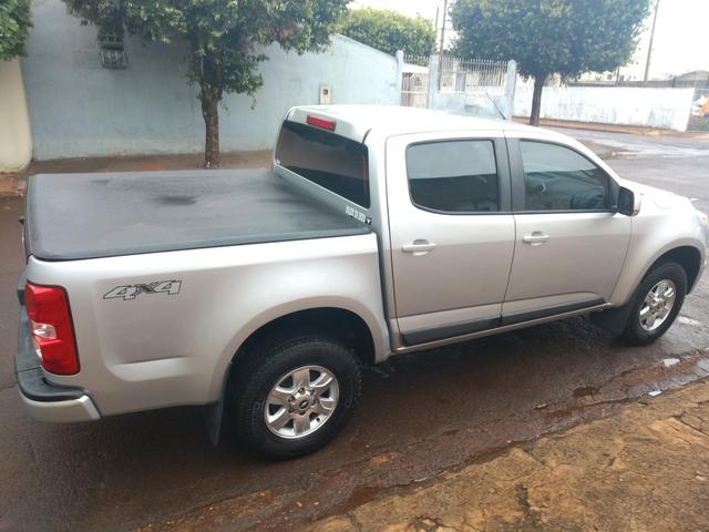 S10 Diesel Impecável vendo ou troco!!! - Foto 2