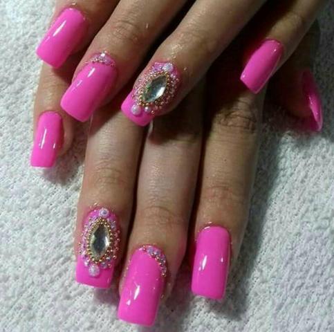 Unhas acrilicas + manicure 85.00