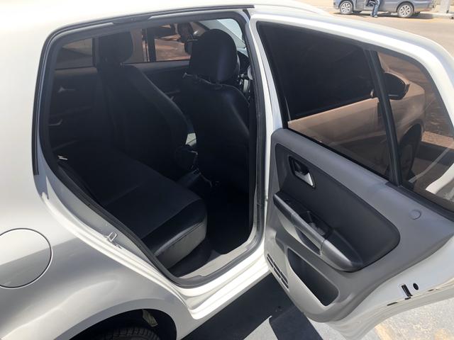 VW FOX Highline 1.6 Flex 16v ( TETO SOLAR) 28.000 km único dono - Foto 14