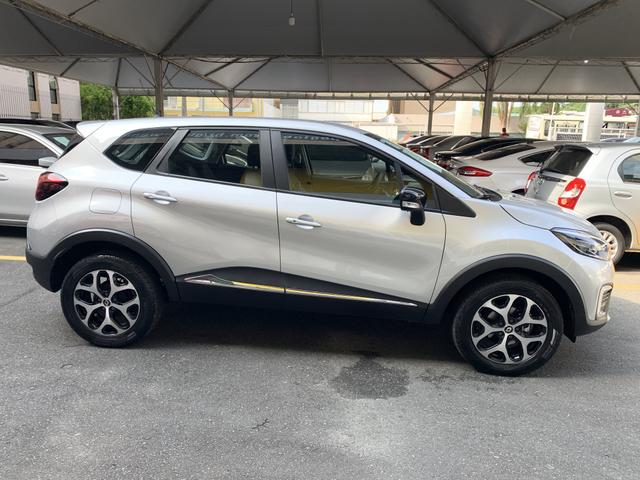 Captur Intense 1.6 16V Flex automática - Foto 5