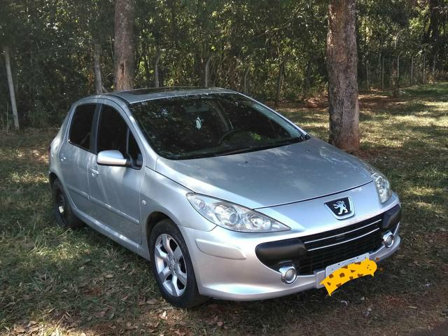 Troco ou vendo Pegeout 307 Presence Hatch - Foto 3