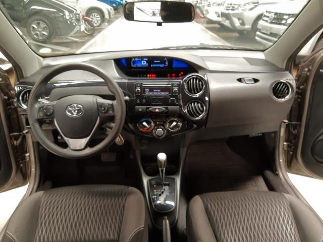 TOYOTA ETIOS 2016/2017 1.5 XS SEDAN 16V FLEX 4P AUTOMÁTICO - Foto 9