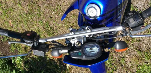 Vendo moto xtz 125 Yamaha 2009 - Foto 6