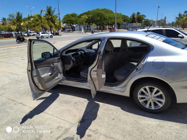 Honda Civic Semi Novo Completo e Automatico 2014 Conservado - Foto 19