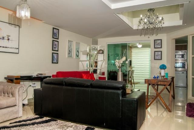 Lindo sobrado no bairro Ariribá em Balneário Camboriú 2 suítes e 2 vagas de garagem - Foto 6