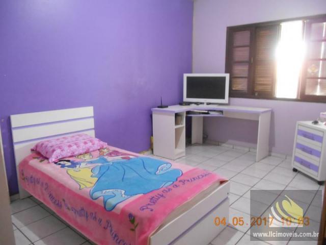 Casa para Venda em Imbituba, Vila Nova, 5 dormitórios, 1 suíte, 1 banheiro, 1 vaga