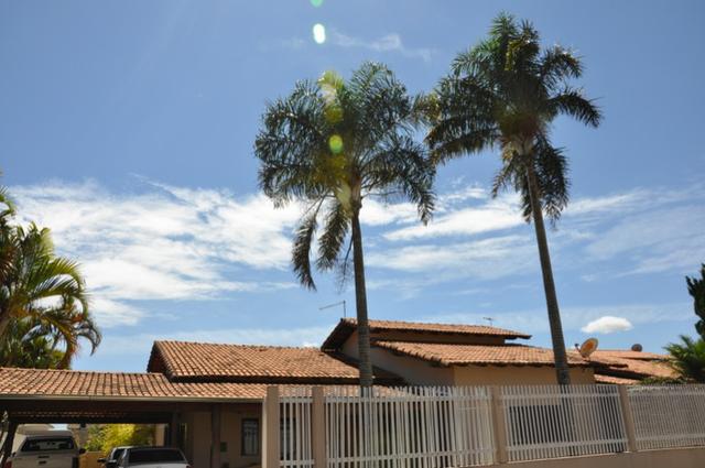 Casa Terrea Solar de Brasilia, Qd 2, 4 Stes, Regularizada, Cond. Fechado, 450m2,