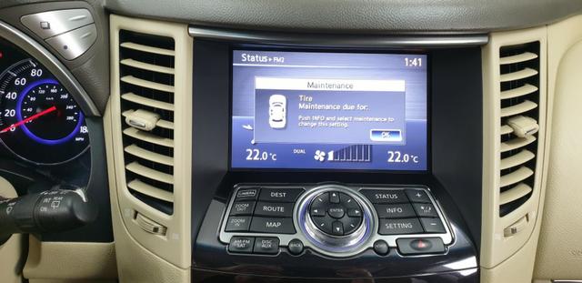 Infiniti FX 35 - Foto 20