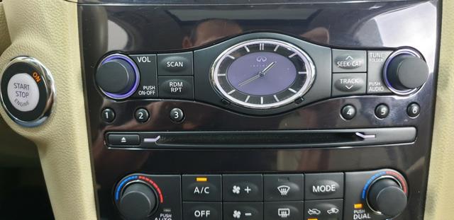 Infiniti FX 35 - Foto 19