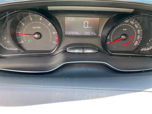 208 Active 19/19 com 32.900 km Procurar Lázaro - Foto 8
