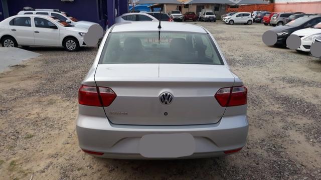 Volkswagen Voyage 1.6 MSI Flex 8V 4p - Prata - Foto 4