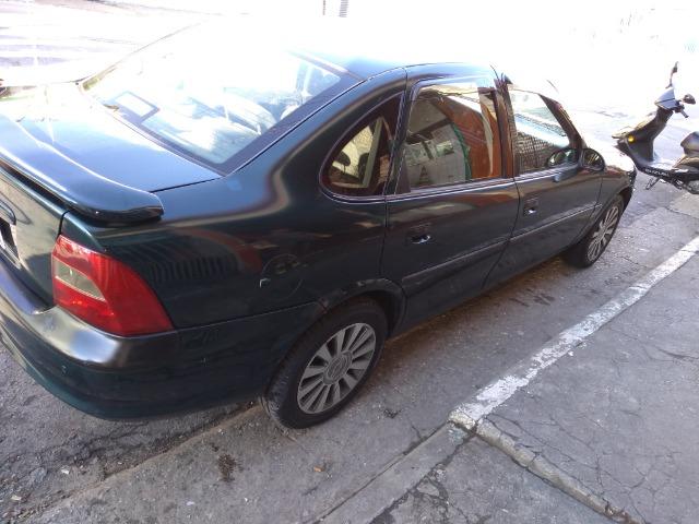 Vectra cd 97 com motor retificado, ABS, teto solar, sensor de ré e controle de tração!