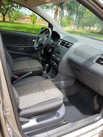 Vendo Volkswagen FOX 1.6, 2012/2013 Completo - Foto 5