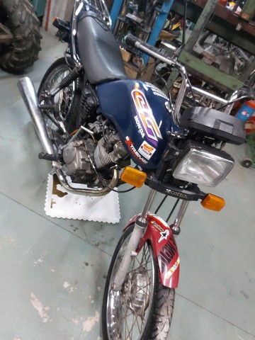 TITAN 125