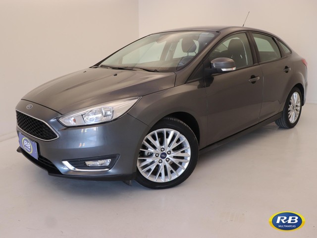 FORD FOCUS SE AT 2.0