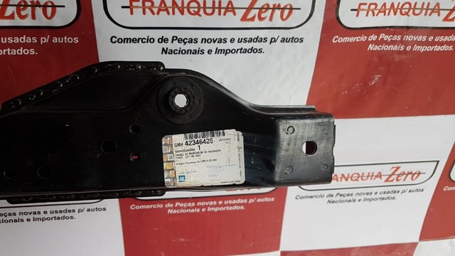 Travessa inferior radiador Tracker 2014 a 2020 - Foto 3