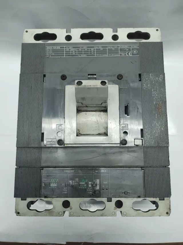 Disjuntor Caixa Moldada 800A