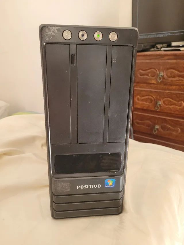 Computador Itautec SM 3330 Athlon II x2, 4 GB