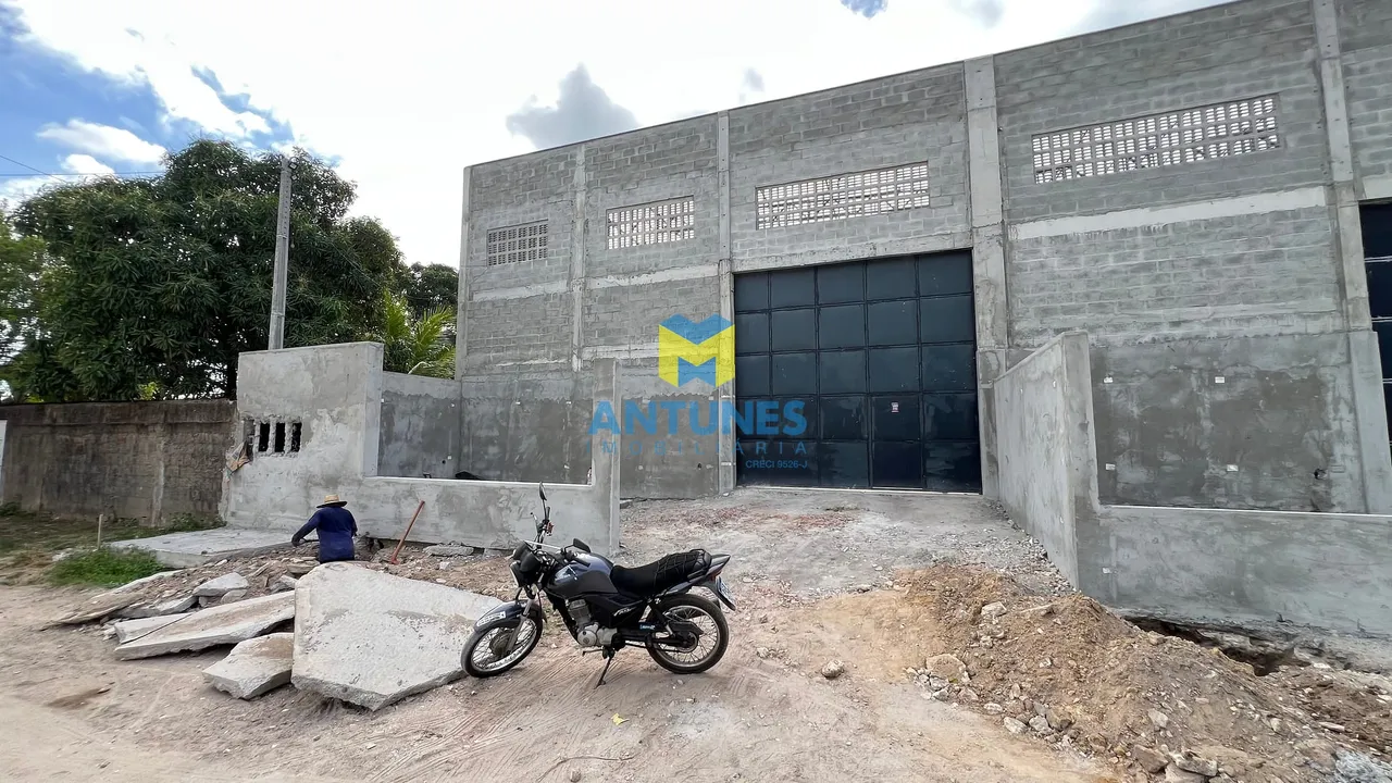Alugue Imbiribeira, Galpão Novo com 350m². Piso usinado, obra conclui Janeiro.